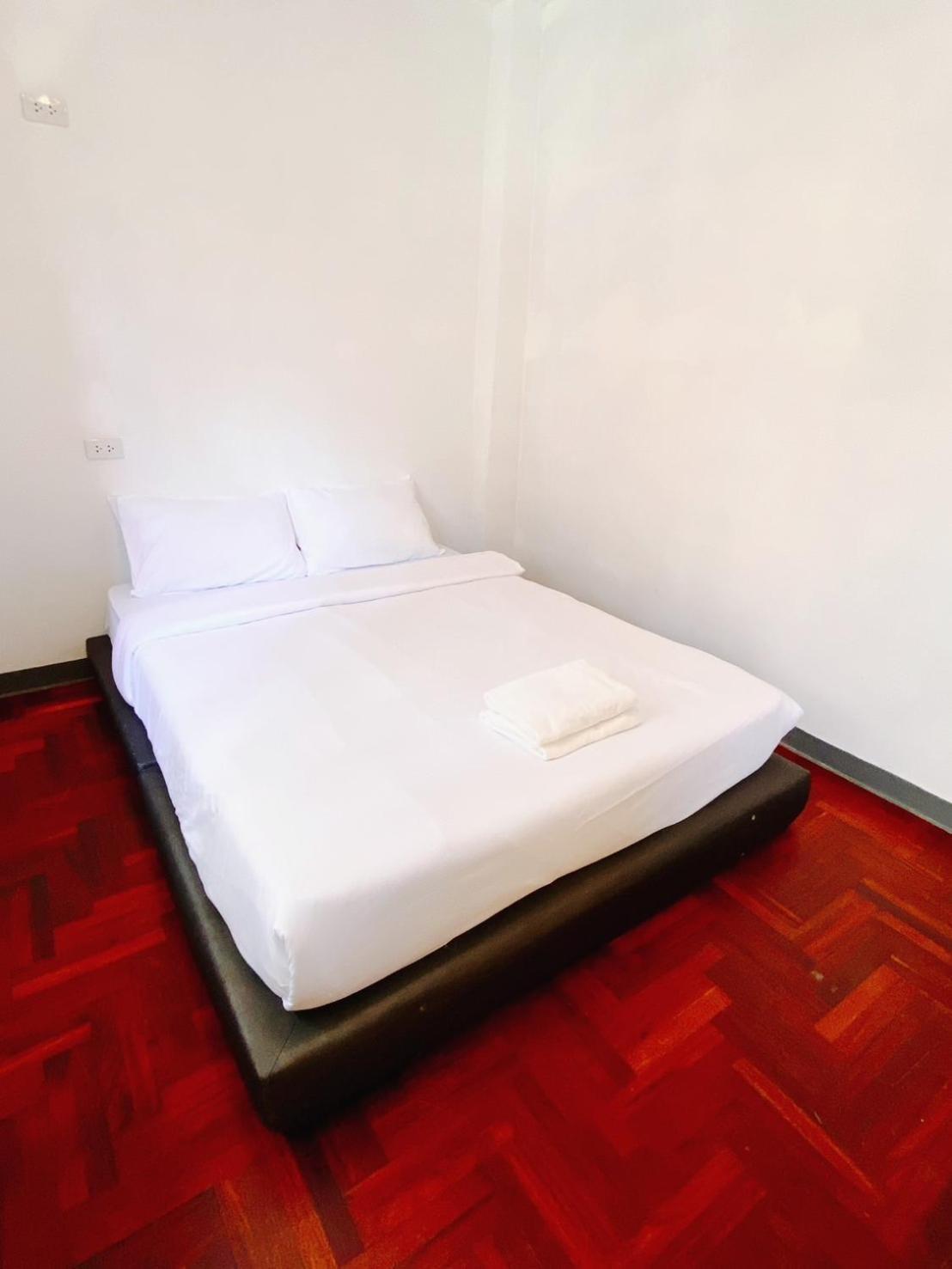 Go Inn Silom Bts Surasak X โกอินน์ สีลม บีทีเอส สถานีสุรศักดิ์ 방콕 외부 사진